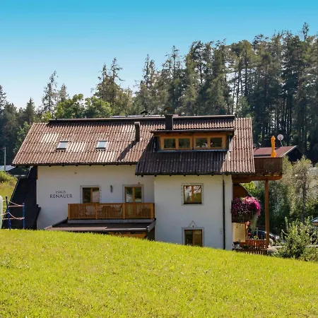 Renauer By Interhome アパート Mösern