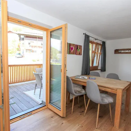 Renauer By Interhome Apartmán