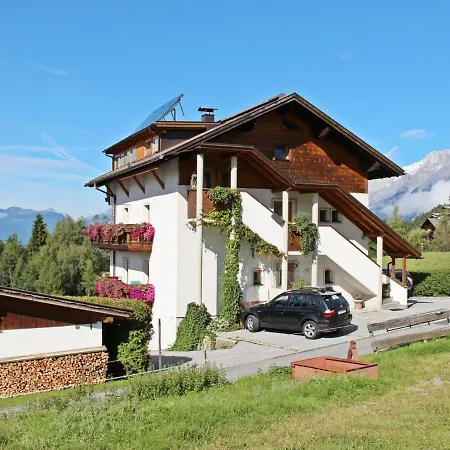 Renauer Apartment *